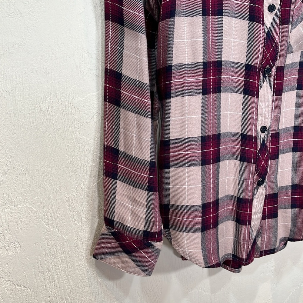 Like New! Rails Button Down Shirt - Picture 4 of 13
